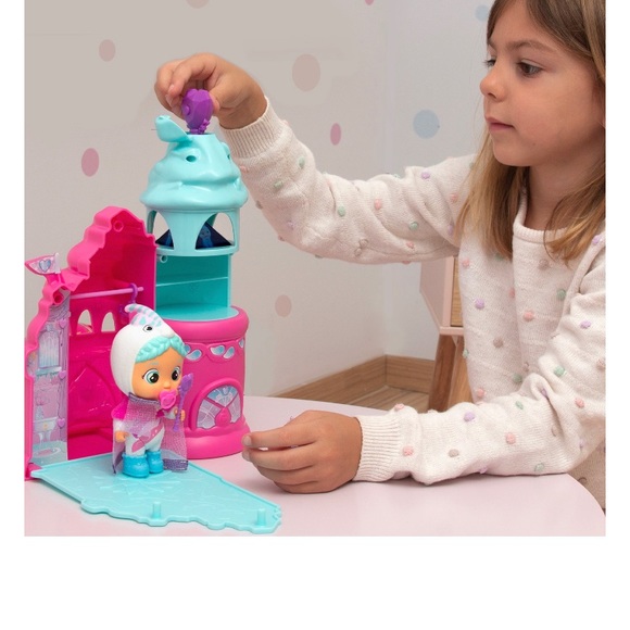 Cry Babies Magic Tears Icy World Elodie’s Crystal castle Playset. - Picture 5 of 10